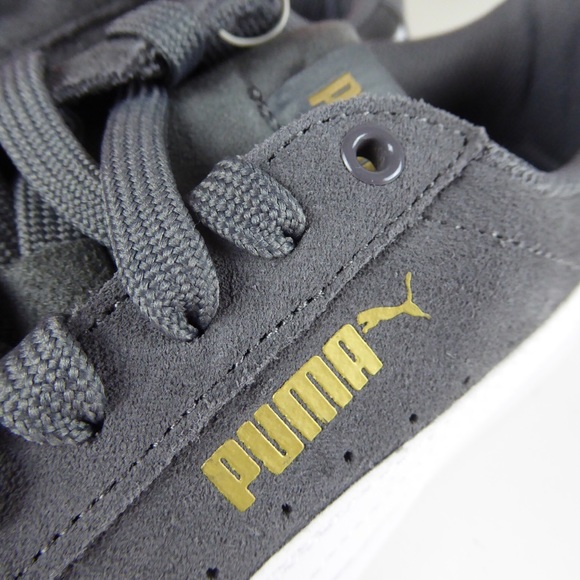 Puma Suede Leather Vikky Sneaker Shoes NIB Women’s - Picture 2 of 7